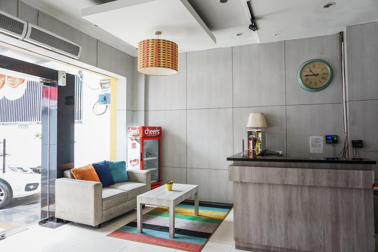 Oyo 119 Belvena Hotel Jakarta Kültér fotó