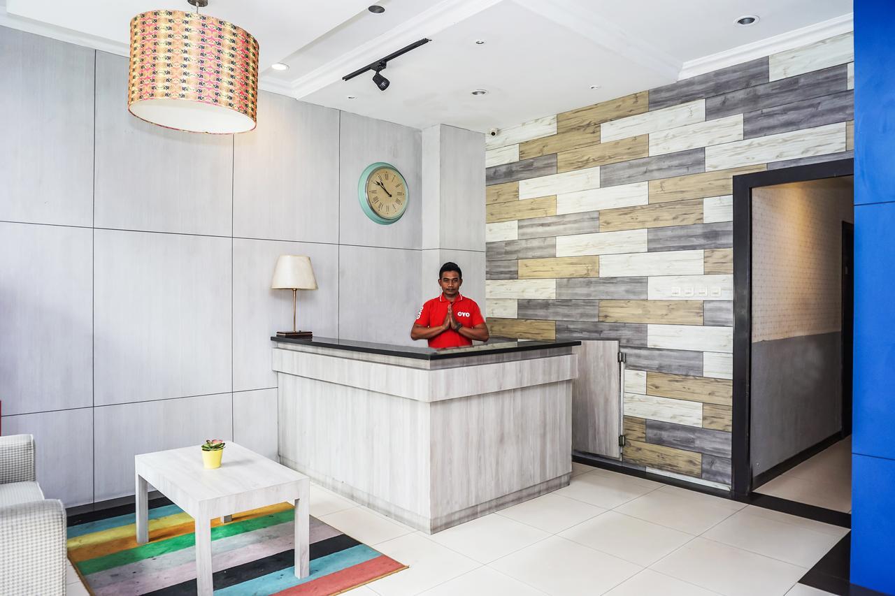 Oyo 119 Belvena Hotel Jakarta Kültér fotó