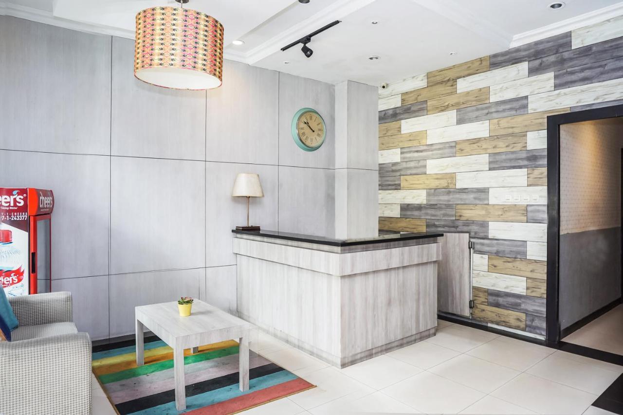 Oyo 119 Belvena Hotel Jakarta Kültér fotó