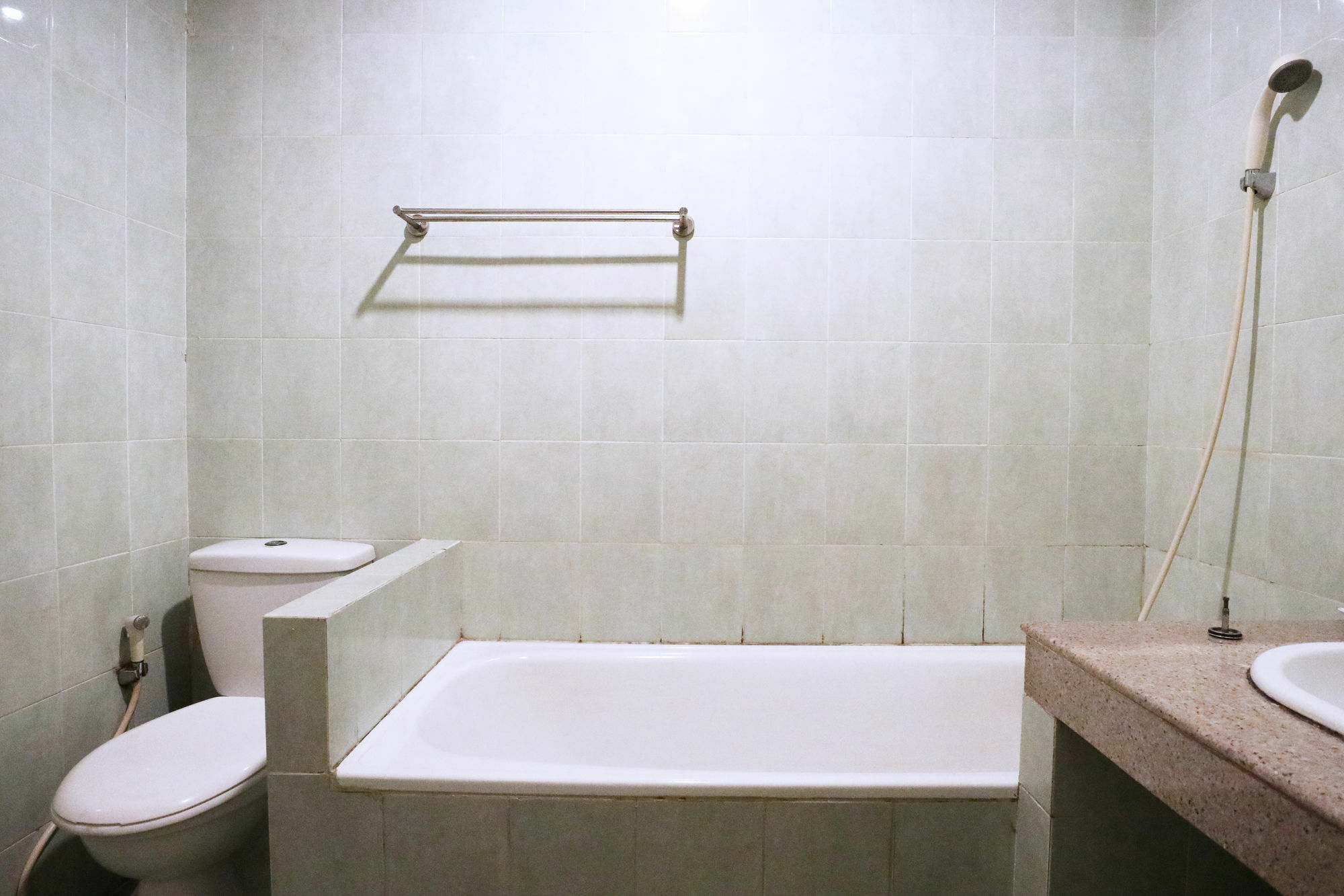 Oyo 119 Belvena Hotel Jakarta Kültér fotó