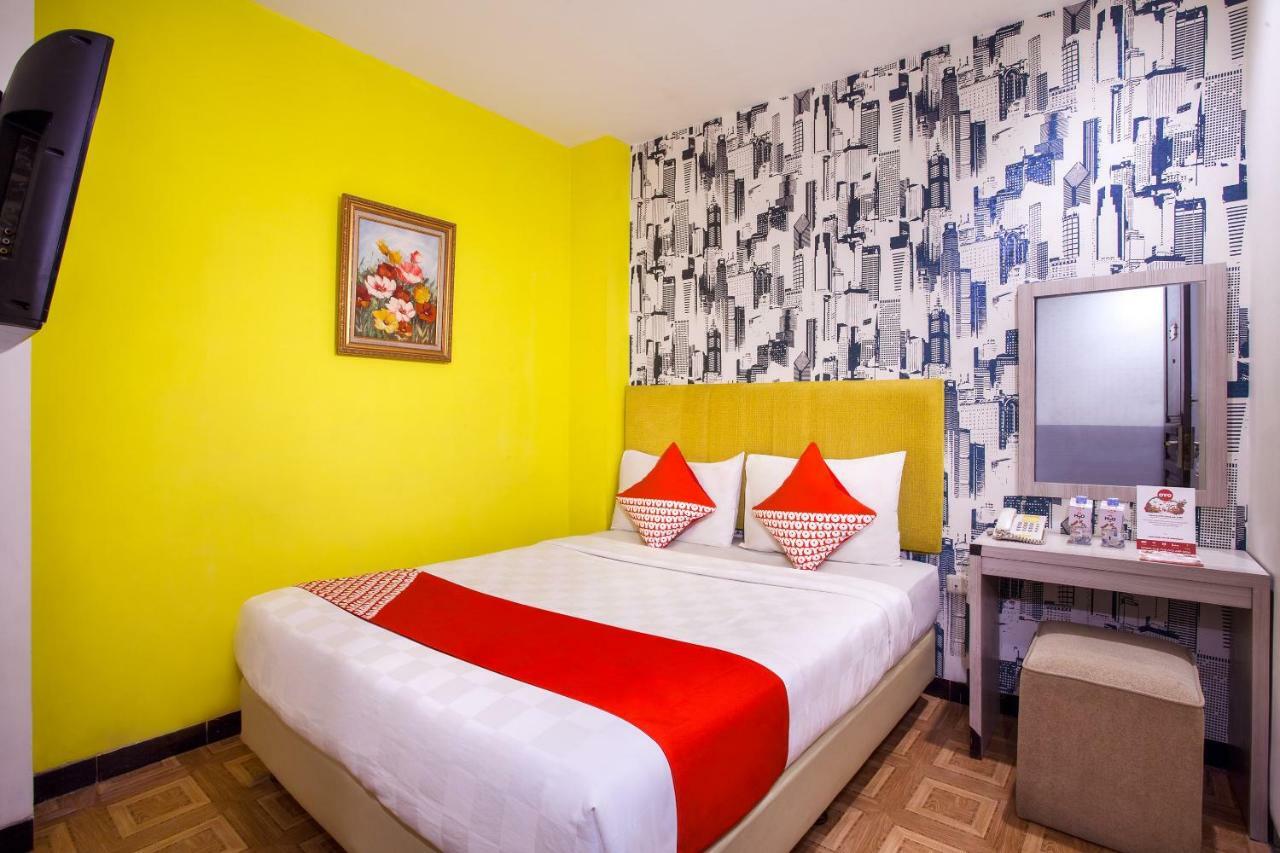 Oyo 119 Belvena Hotel Jakarta Kültér fotó